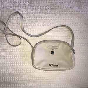 KENNETH COLE REACTION crossbody bag